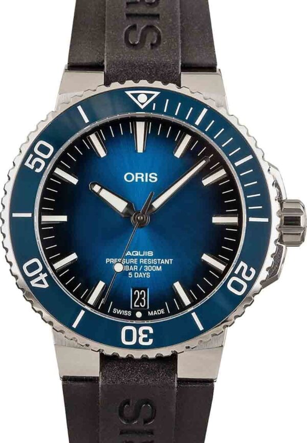 Oris Aquis Date Calibre 400 Steel on Rubber Strap