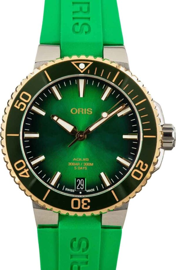 Oris Aquis Date Calibre 400 Steel & 18k Yellow Gold