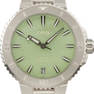 Oris Aquis Green Mother of Pearl Index Dial
