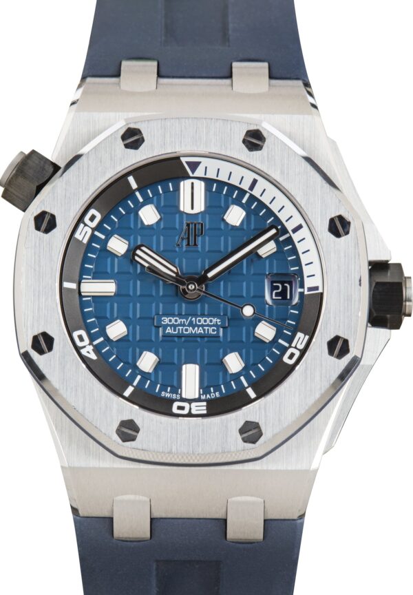 Used Audemars Piguet Royal Oak Offshore Diver Blue Méga Tapisserie Dial