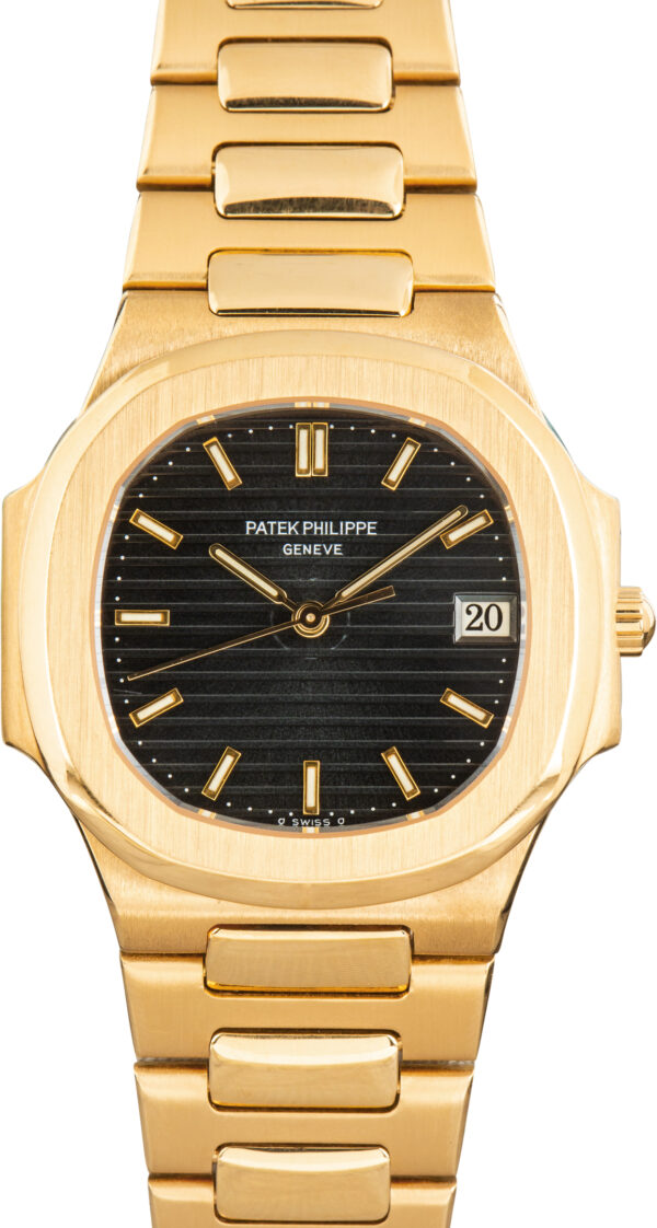 Pre-Owned Patek Philippe Nautilus 3900 18k Yellow Gold